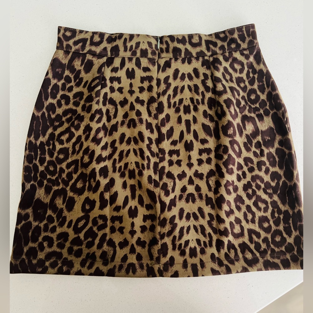 Cheetah mini skirt, small.